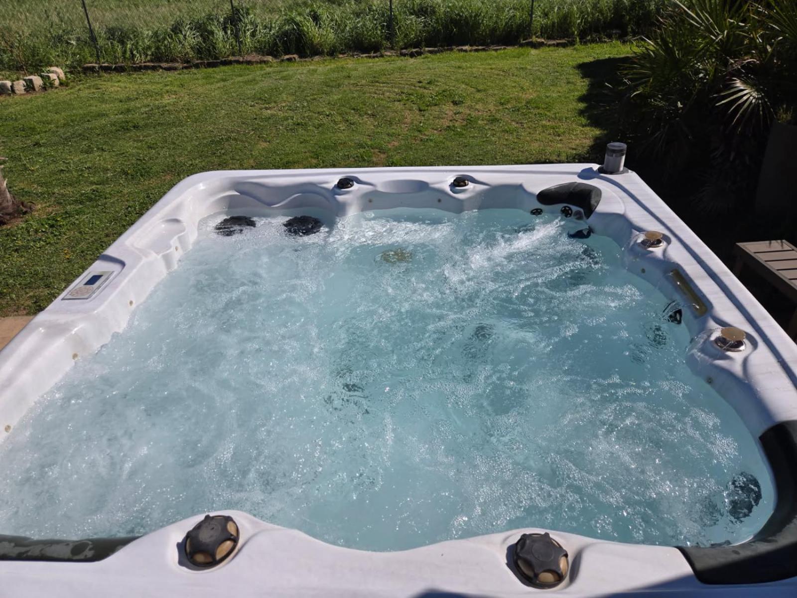 Appart. 4 Pers A 6 Kms De Cassis Avec Acces Piscine Roquefort-la-Bedoule Exterior photo